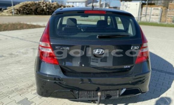 Buy Used Hyundai i30 Black Car in Luanda in Luanda Province Buy Used Hyundai i30 Black Car in Luanda in Luanda Province