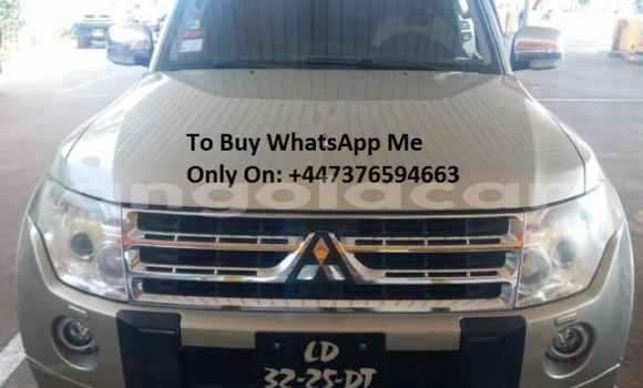 Buy Used Mitsubishi Pajero Silver Car in Luanda in Luanda Province