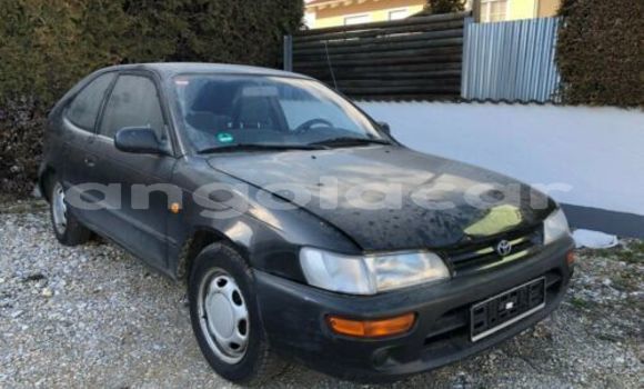 Comprar Usado Toyota Corolla Preto Carro em Luanda em Luanda Province
