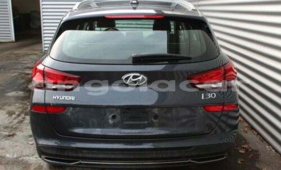 Buy Used Hyundai i30 Black Car in Luanda in Luanda Province Buy Used Hyundai i30 Black Car in Luanda in Luanda Province