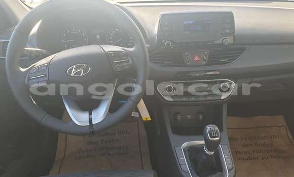 Buy Used Hyundai i30 Black Car in Luanda in Luanda Province Buy Used Hyundai i30 Black Car in Luanda in Luanda Province