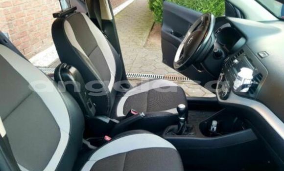 Acheter Occasion Voiture Kia Picanto Noir à Luanda, Province de Luanda Acheter Occasion Voiture Kia Picanto Noir à Luanda, Province de Luanda