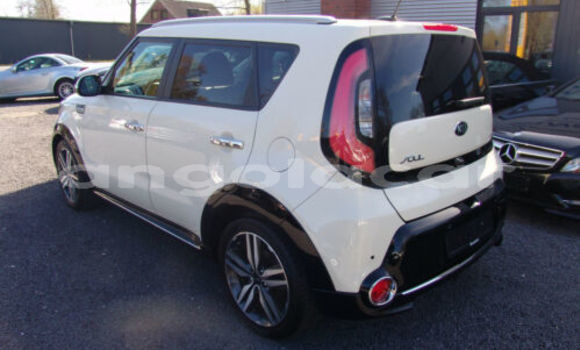 Acheter Occasion Voiture Kia Soul Blanc à Luanda, Province de Luanda Acheter Occasion Voiture Kia Soul Blanc à Luanda, Province de Luanda