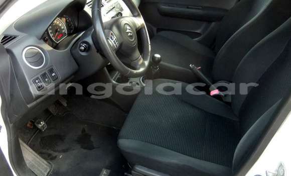 Acheter Occasion Voiture Suzuki Swift Blanc à Luanda, Province de Luanda Acheter Occasion Voiture Suzuki Swift Blanc à Luanda, Province de Luanda