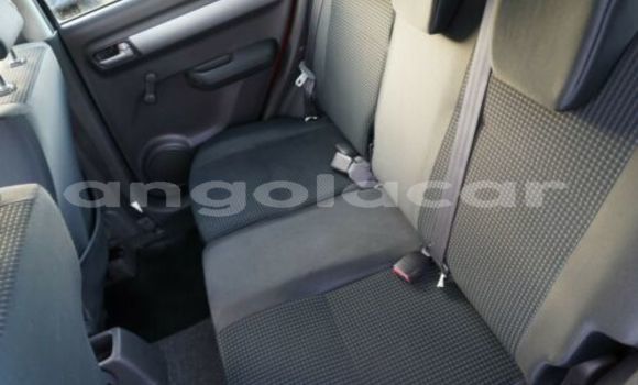 Acheter Occasion Voiture Suzuki Swift Rouge à Luanda, Province de Luanda Acheter Occasion Voiture Suzuki Swift Rouge à Luanda, Province de Luanda