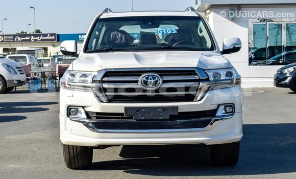 Buy Import Toyota Land Cruiser White Car in Import - Dubai in Bengo Province Buy Import Toyota Land Cruiser White Car in Import - Dubai in Bengo Province