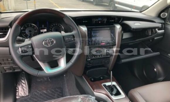 Acheter Occasion Voiture Toyota Fortuner Autre à Luanda, Province de Luanda Acheter Occasion Voiture Toyota Fortuner Autre à Luanda, Province de Luanda