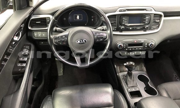 Acheter Occasion Voiture Kia Sorento Noir à Luanda, Province de Luanda Acheter Occasion Voiture Kia Sorento Noir à Luanda, Province de Luanda