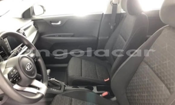Acheter Occasion Voiture Kia rio Gris à Benguela, Benguela Acheter Occasion Voiture Kia rio Gris à Benguela, Benguela