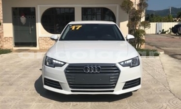 Acheter Occasion Voiture Audi A4 Blanc à Luanda, Province de Luanda Acheter Occasion Voiture Audi A4 Blanc à Luanda, Province de Luanda