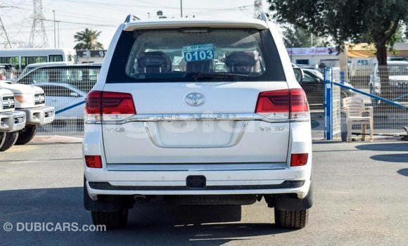 Buy Import Toyota Land Cruiser White Car in Import - Dubai in Bengo Province Buy Import Toyota Land Cruiser White Car in Import - Dubai in Bengo Province