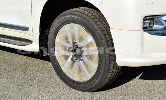 Buy Import Toyota Land Cruiser White Car in Import - Dubai in Bengo Province Buy Import Toyota Land Cruiser White Car in Import - Dubai in Bengo Province