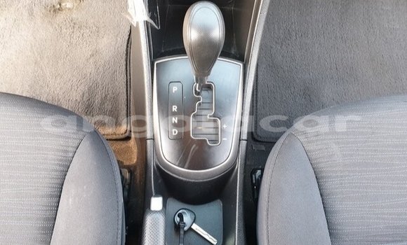 Comprar Usado Hyundai Accent Prata Carro em Benguela em Benguela Comprar Usado Hyundai Accent Prata Carro em Benguela em Benguela