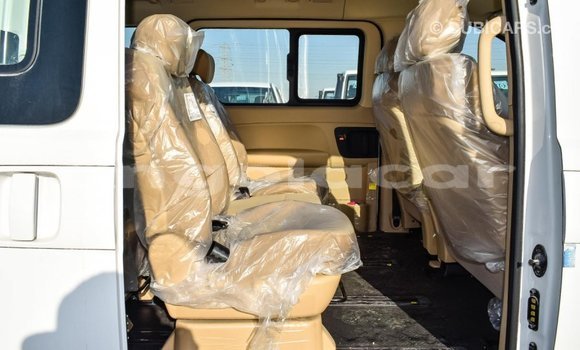 Comprar Importar Hyundai Accent Branco Carro em Import - Dubai em Bengo Province Comprar Importar Hyundai Accent Branco Carro em Import - Dubai em Bengo Province