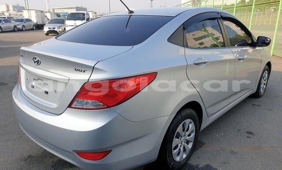 Comprar Usado Hyundai Accent Prata Carro em Benguela em Benguela Comprar Usado Hyundai Accent Prata Carro em Benguela em Benguela