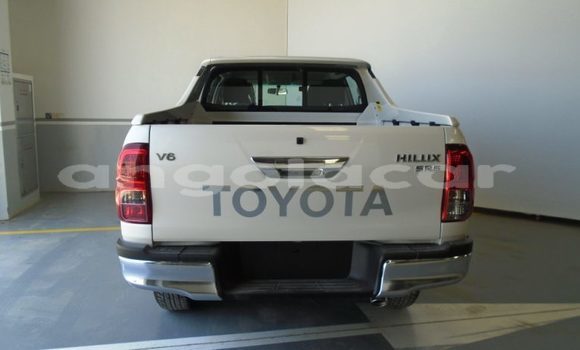 Comprar Usado Toyota Hilux Branco Carro em Luanda em Luanda Province Comprar Usado Toyota Hilux Branco Carro em Luanda em Luanda Province