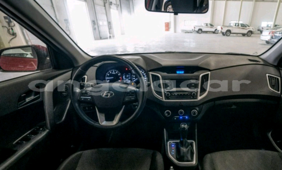 Buy Used Hyundai Creta Red Car in Luanda in Luanda Province Buy Used Hyundai Creta Red Car in Luanda in Luanda Province