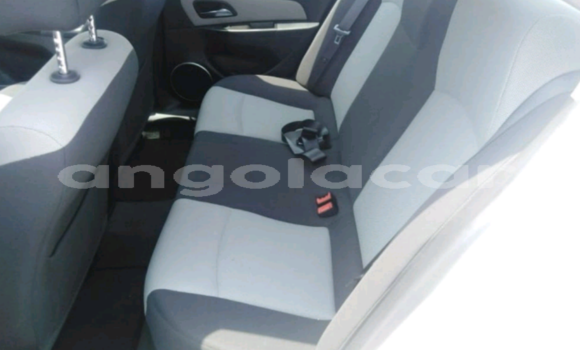 Comprar Usado Chevrolet Cruze Branco Carro em Luanda em Luanda Province Comprar Usado Chevrolet Cruze Branco Carro em Luanda em Luanda Province