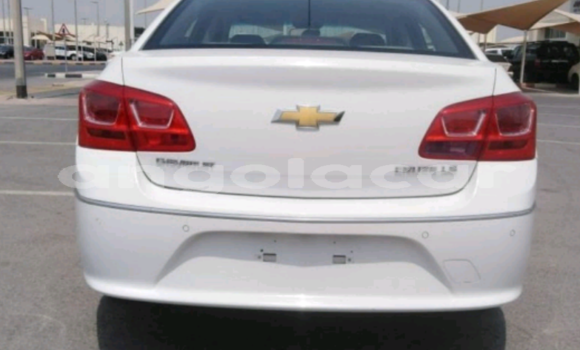 Comprar Usado Chevrolet Cruze Branco Carro em Luanda em Luanda Province Comprar Usado Chevrolet Cruze Branco Carro em Luanda em Luanda Province