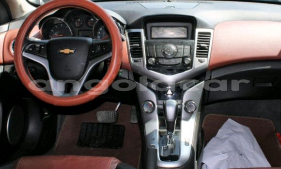 Acheter Occasion Voiture Chevrolet Cruze Rouge à Luanda, Province de Luanda Acheter Occasion Voiture Chevrolet Cruze Rouge à Luanda, Province de Luanda