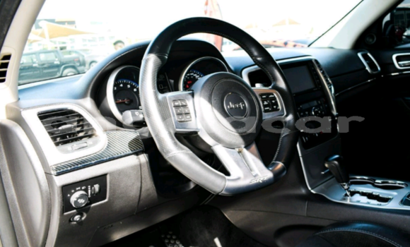 Buy Used Jeep Grand Cherokee White Car in Luanda in Luanda Province Buy Used Jeep Grand Cherokee White Car in Luanda in Luanda Province