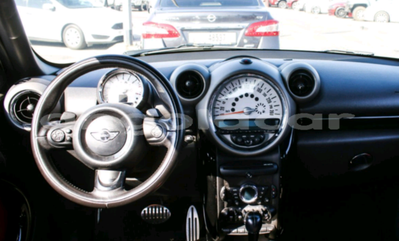 Comprar Usado MINI Cooper Branco Carro em Luanda em Luanda Province Comprar Usado MINI Cooper Branco Carro em Luanda em Luanda Province