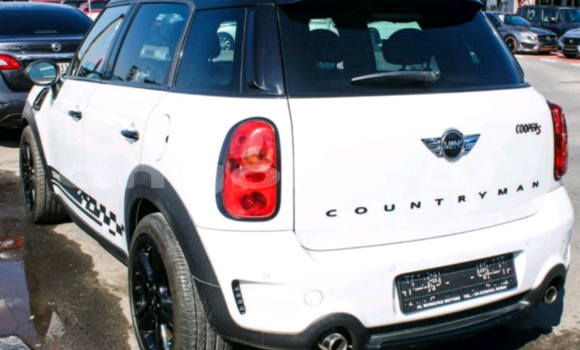 Comprar Usado MINI Cooper Branco Carro em Luanda em Luanda Province Comprar Usado MINI Cooper Branco Carro em Luanda em Luanda Province