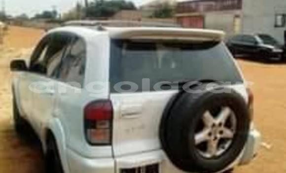 Comprar Usado Toyota RAV4 Branco Carro em Benguela em Benguela Comprar Usado Toyota RAV4 Branco Carro em Benguela em Benguela