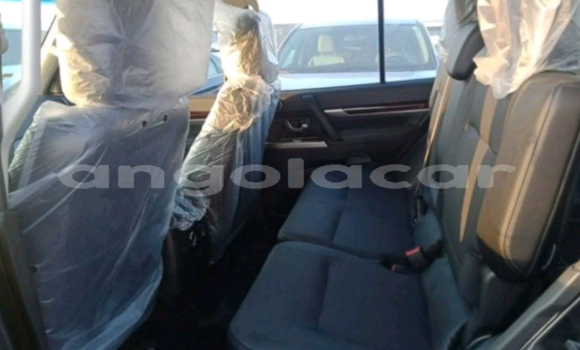 Acheter Occasion Voiture Mitsubishi Pajero Noir à Luanda, Province de Luanda Acheter Occasion Voiture Mitsubishi Pajero Noir à Luanda, Province de Luanda