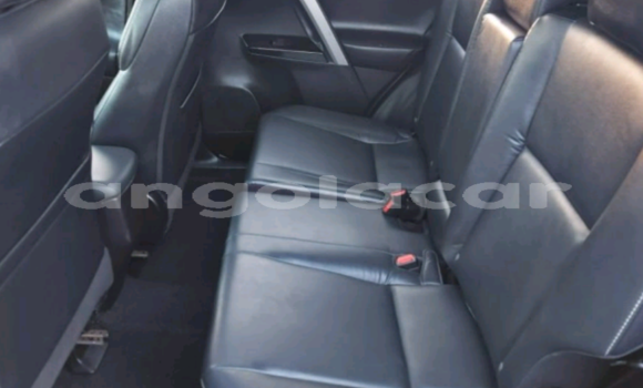 Acheter Occasion Voiture Toyota RAV4 Noir à Luanda, Province de Luanda Acheter Occasion Voiture Toyota RAV4 Noir à Luanda, Province de Luanda