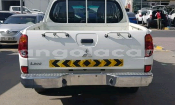 Comprar Usado Mitsubishi L200 Branco Carro em Luanda em Luanda Province Comprar Usado Mitsubishi L200 Branco Carro em Luanda em Luanda Province