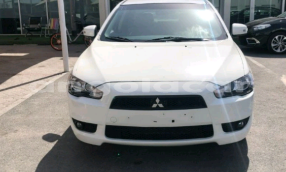 Comprar Usado Mitsubishi Lancer Branco Carro em Luanda em Luanda Province