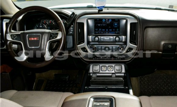 Acheter Occasion Voiture GMC Sierra Blanc à Luanda, Province de Luanda Acheter Occasion Voiture GMC Sierra Blanc à Luanda, Province de Luanda