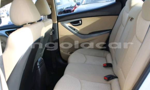 Comprar Usado Hyundai Elantra Branco Carro em Luanda em Luanda Province Comprar Usado Hyundai Elantra Branco Carro em Luanda em Luanda Province