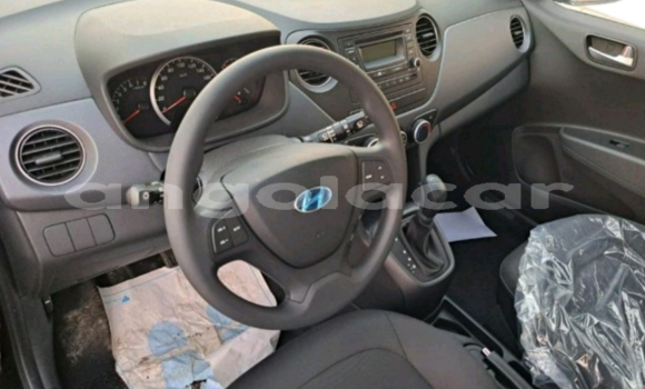 Comprar Usado Hyundai i10 Preto Carro em Luanda em Luanda Province Comprar Usado Hyundai i10 Preto Carro em Luanda em Luanda Province
