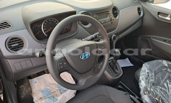 Comprar Usado Hyundai i10 Preto Carro em Luanda em Luanda Province Comprar Usado Hyundai i10 Preto Carro em Luanda em Luanda Province