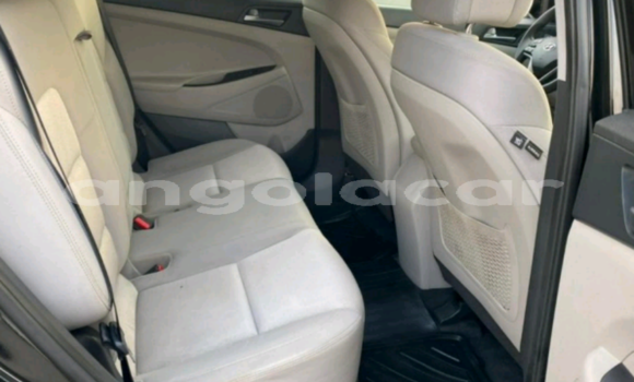 Buy Used Hyundai Tucson Black Car in Luanda in Luanda Province Buy Used Hyundai Tucson Black Car in Luanda in Luanda Province