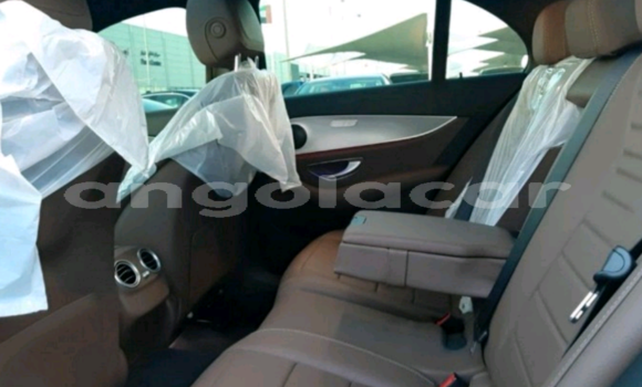 Buy Used Mercedes-Benz E200 White Car in Luanda in Luanda Province Buy Used Mercedes-Benz E200 White Car in Luanda in Luanda Province