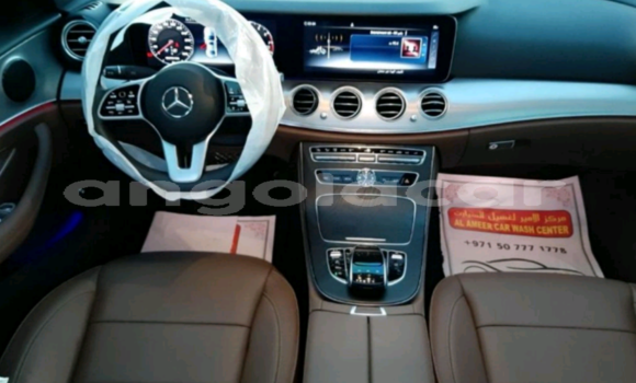 Buy Used Mercedes-Benz E200 White Car in Luanda in Luanda Province Buy Used Mercedes-Benz E200 White Car in Luanda in Luanda Province