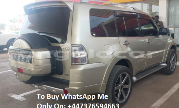 Comprar Usado Mitsubishi Pajero Prata Carro em Luanda em Luanda Province Comprar Usado Mitsubishi Pajero Prata Carro em Luanda em Luanda Province