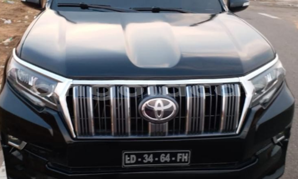 Acheter Occasion Voiture Toyota Land Cruiser Prado Gris à Luanda, Province de Luanda Acheter Occasion Voiture Toyota Land Cruiser Prado Gris à Luanda, Province de Luanda