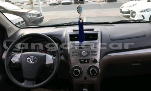 Comprar Usado Toyota Avanza Branco Carro em Luanda em Luanda Province Comprar Usado Toyota Avanza Branco Carro em Luanda em Luanda Province