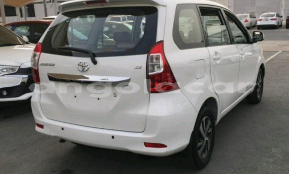 Comprar Usado Toyota Avanza Branco Carro em Luanda em Luanda Province Comprar Usado Toyota Avanza Branco Carro em Luanda em Luanda Province
