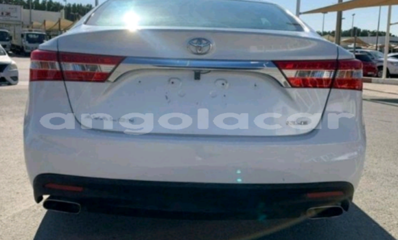 Comprar Usado Toyota Avalon Branco Carro em Luanda em Luanda Province Comprar Usado Toyota Avalon Branco Carro em Luanda em Luanda Province