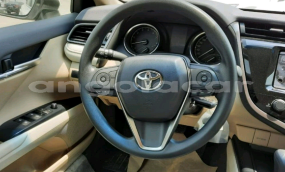 Buy Used Toyota Camry White Car in Luanda in Luanda Province Buy Used Toyota Camry White Car in Luanda in Luanda Province