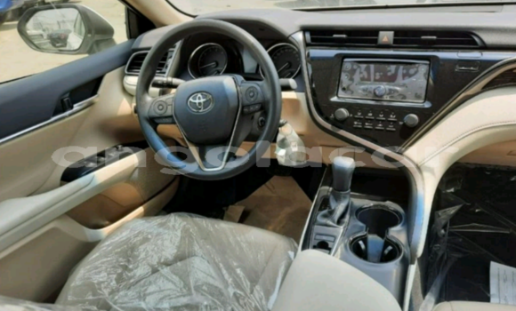 Buy Used Toyota Camry White Car in Luanda in Luanda Province Buy Used Toyota Camry White Car in Luanda in Luanda Province