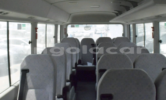Comprar Usado Toyota Coaster Branco Carro em Luanda em Luanda Province Comprar Usado Toyota Coaster Branco Carro em Luanda em Luanda Province