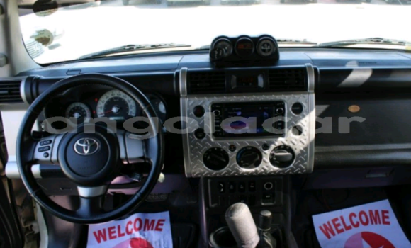 Acheter Occasion Voiture Toyota FJ Cruiser Autre à Luanda, Province de Luanda Acheter Occasion Voiture Toyota FJ Cruiser Autre à Luanda, Province de Luanda
