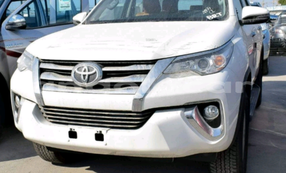 Comprar Usado Toyota Fortuner Branco Carro em Luanda em Luanda Province Comprar Usado Toyota Fortuner Branco Carro em Luanda em Luanda Province