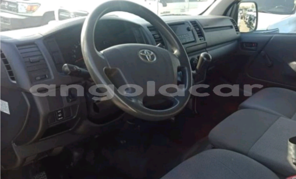 Acheter Occasion Voiture Toyota Hiace Blanc à Luanda, Province de Luanda Acheter Occasion Voiture Toyota Hiace Blanc à Luanda, Province de Luanda